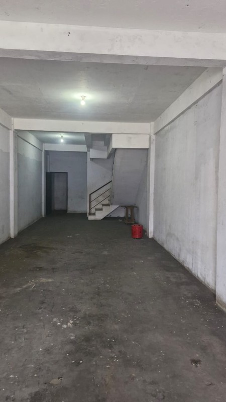 Dijual dan/atau Disewakan Ruko 3 Setengah Lantai di Jalan Ciledug Raya, Kreo, Ciledug