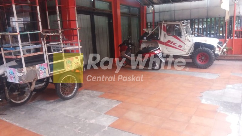 Ruko Terawat Untuk Usaha di Ciateul Bandung