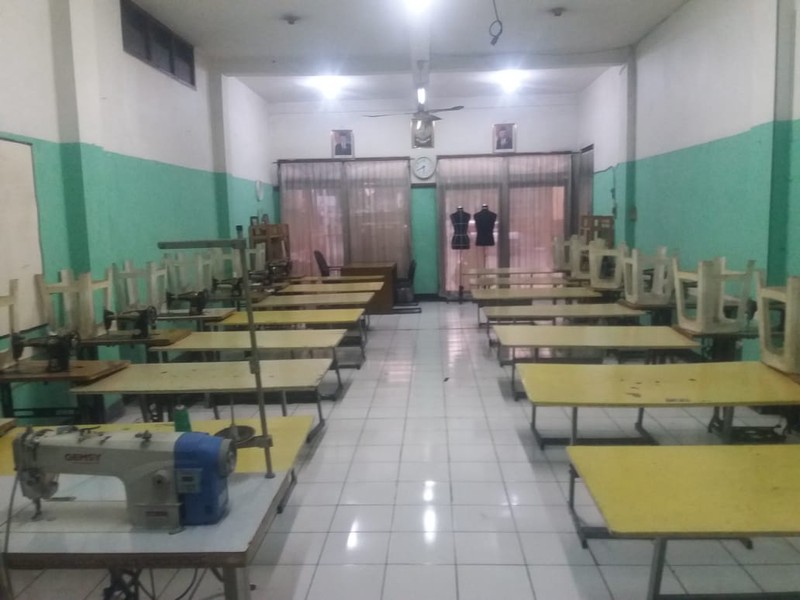 Ruko Terawat Untuk Usaha di Ciateul Bandung