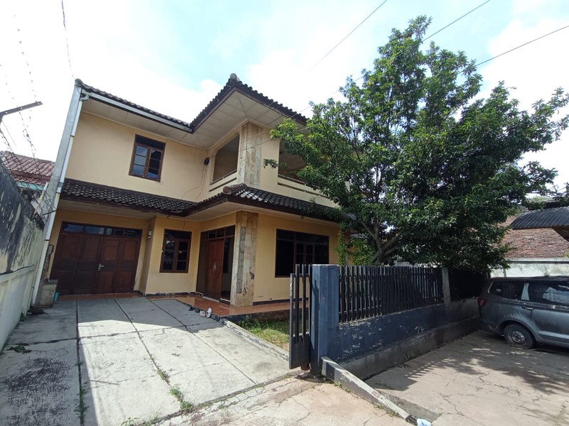 Rumah Tinggal dan Ruko di Kiaracondong