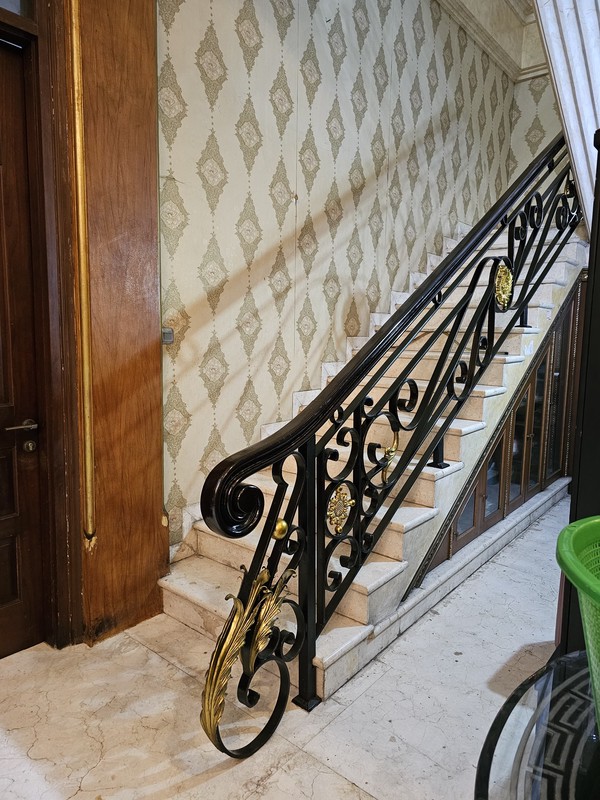 Rumah Megah Full Furnished di Sayap Kiaracondong Bandung