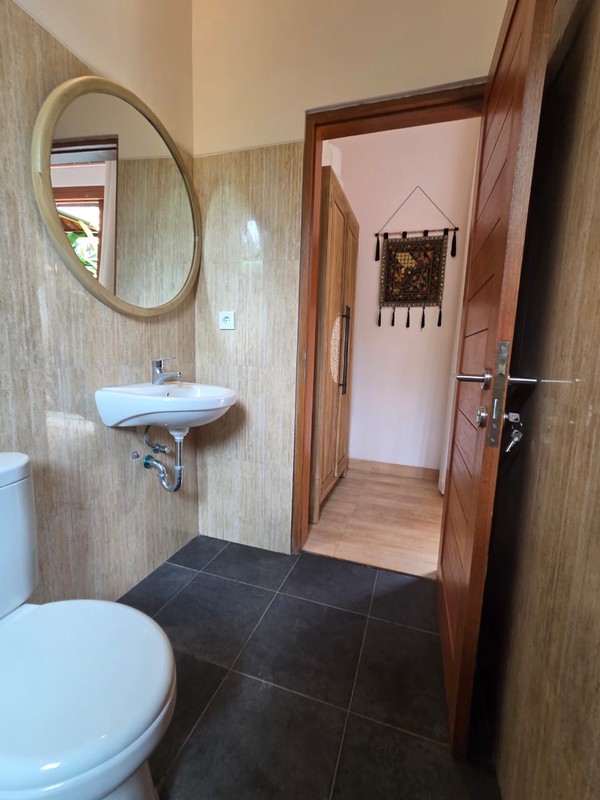 Freehold - Elegant New Villa Near Ubud - A Refined Home in Authentic Kemenuh, Gianyar,  BALI