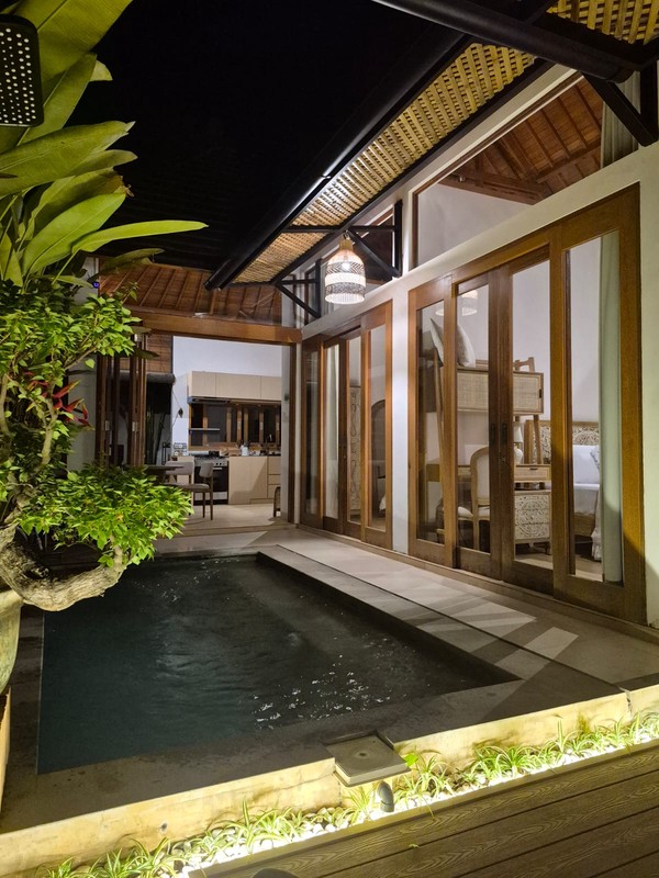 Freehold - Elegant New Villa Near Ubud - A Refined Home in Authentic Kemenuh, Gianyar,  BALI