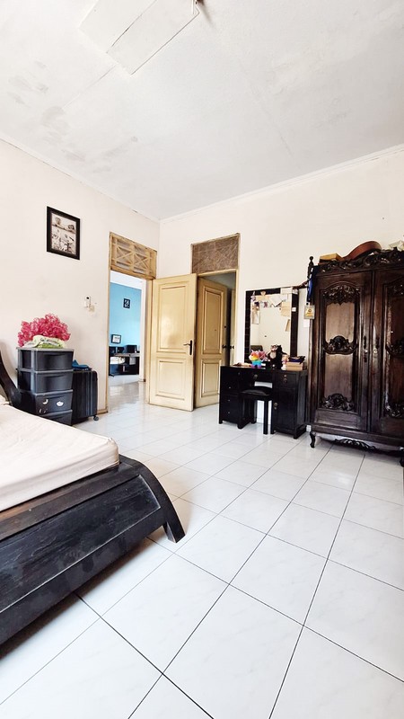 Rumah Siap Huni dengan halaman luas di Cluster Garuda Bintaro, Jakarta Selatan