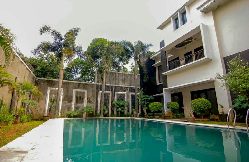 Rumah Mewah dan terawat di Yasyi Hills, Cilandak, Jakarta Selatan