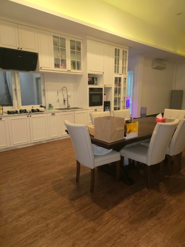 Rumah Rajawali Selatan