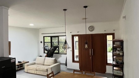 Rumah 2 Lantai Siap Huni dengan Hunian Nyaman dan Asri @Pesanggrahan, Jakarta Selatan