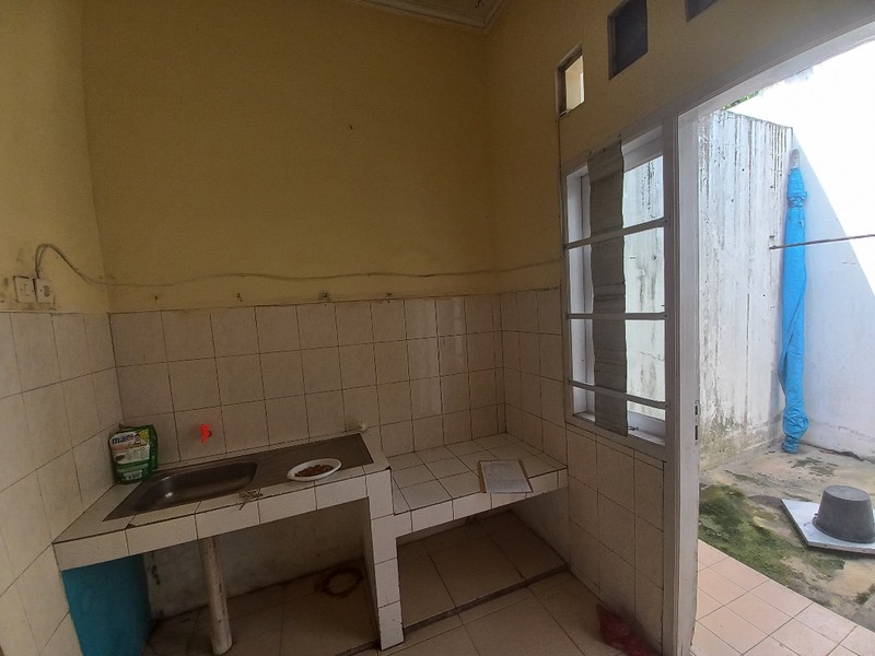 RUMAH STRATEGIS DI JALAN UTAMA RE MARTADINATA - CIKARANG