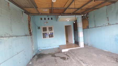 RUMAH STRATEGIS DI JALAN UTAMA RE MARTADINATA - CIKARANG