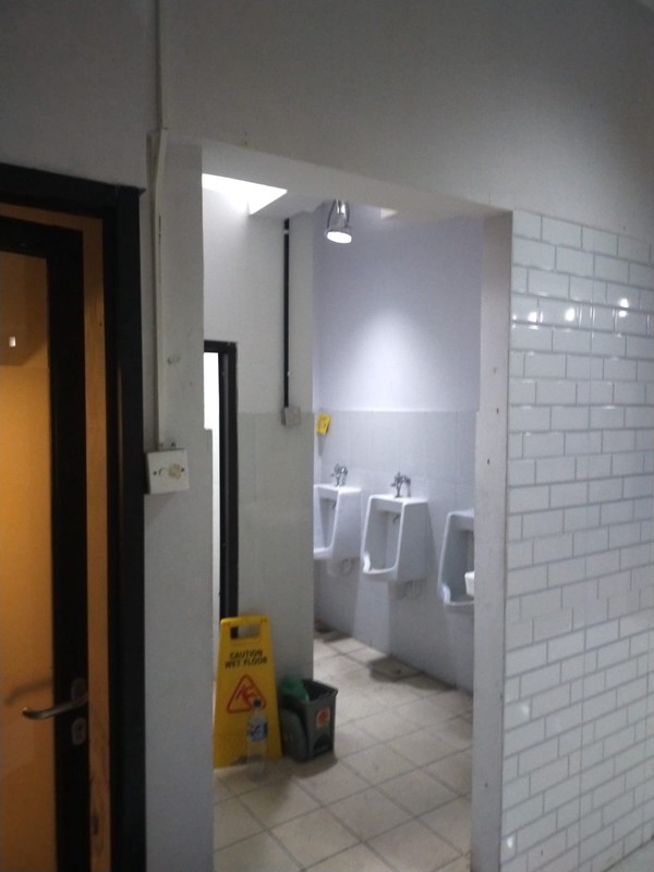 Disewakan Ruko Strategis 3,5 Lantai di Sagan Pusat Bisnis, Terban, Gondokusuman, Yogyakarta