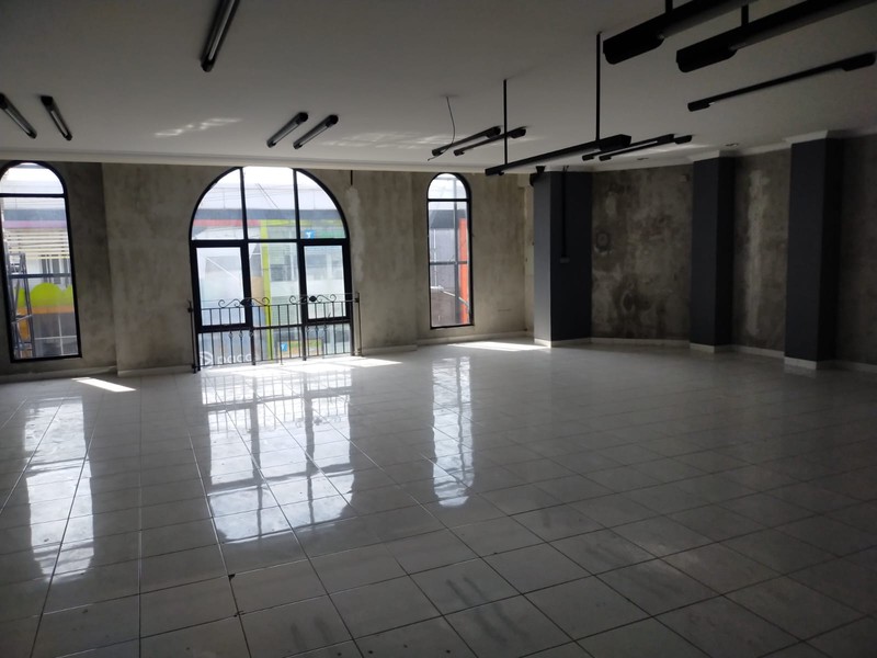 Disewakan Ruko Strategis 3,5 Lantai di Sagan Pusat Bisnis, Terban, Gondokusuman, Yogyakarta