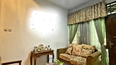 Rumah Eksklusif di Tropikana Residence Jababeka - Lingkungan Asri & Lokasi Premium