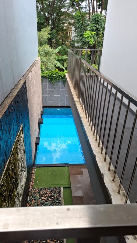Rumah Bagus,siap huni,ada pool di Bintaro Jaya 7