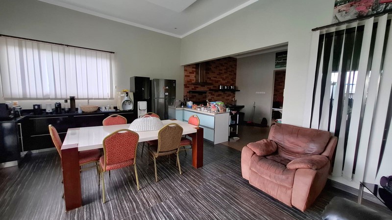 Rumah Bagus,siap huni,ada pool di Bintaro Jaya 7