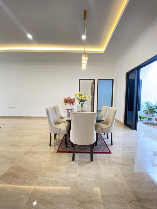 Rumah Nyaman 1 Lantai dalam Komplek Cinere