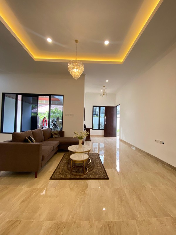 Rumah Nyaman 1 Lantai dalam Komplek Cinere