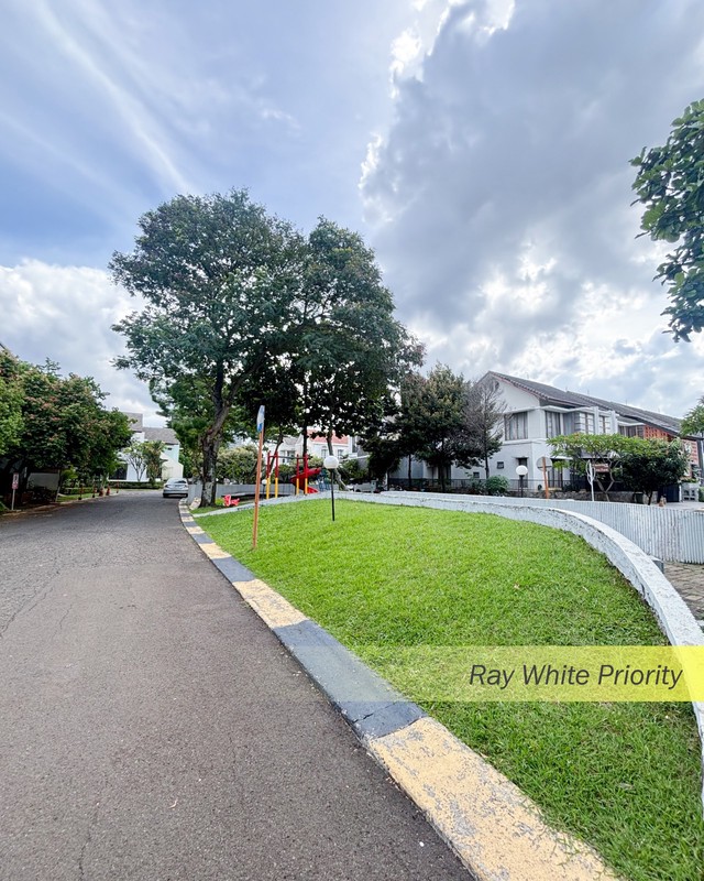 RUMAH MINIMALIS SIAP HUNI DI EMERALD BINTARO SEKTOR 9, TANGERANG SELATAN