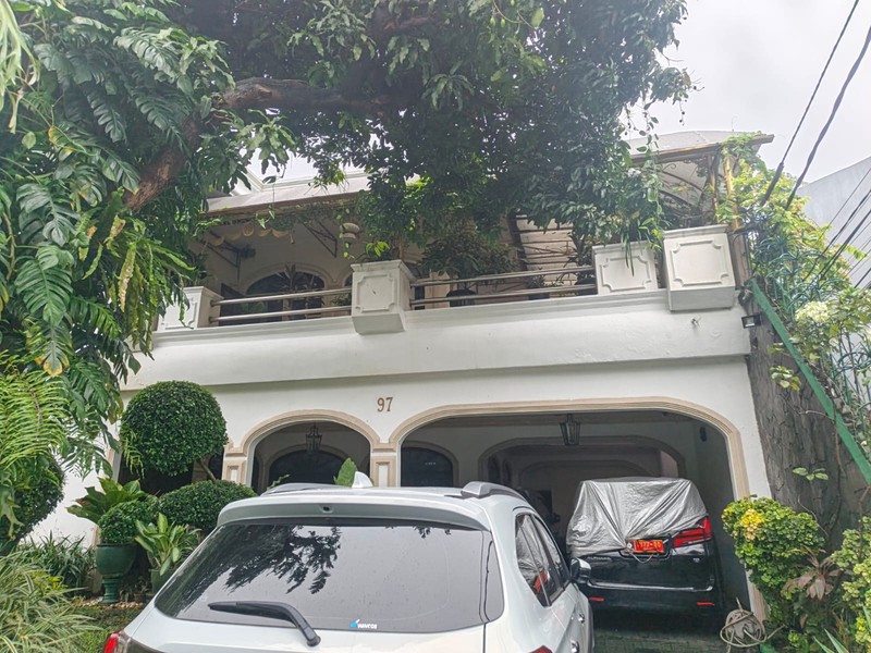 Rumah Hitung Tanah Area Cipete