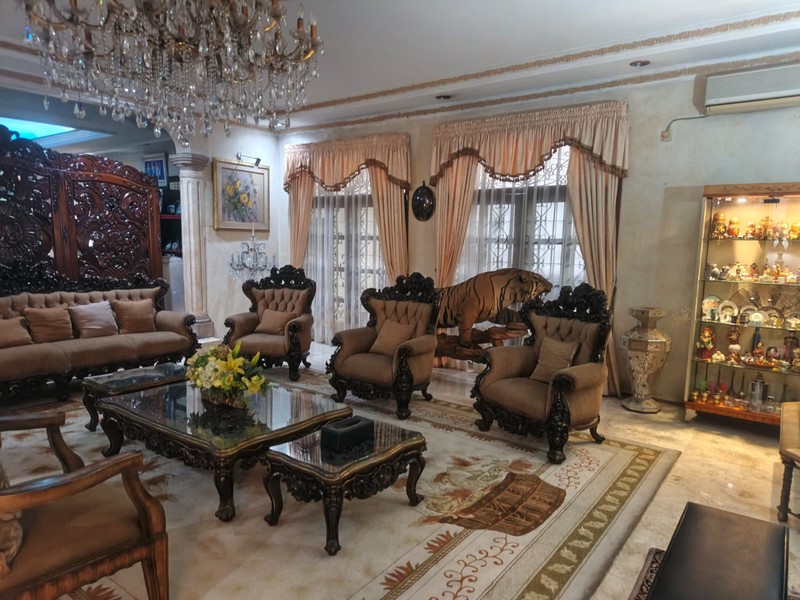 Rumah Hitung Tanah Area Cipete