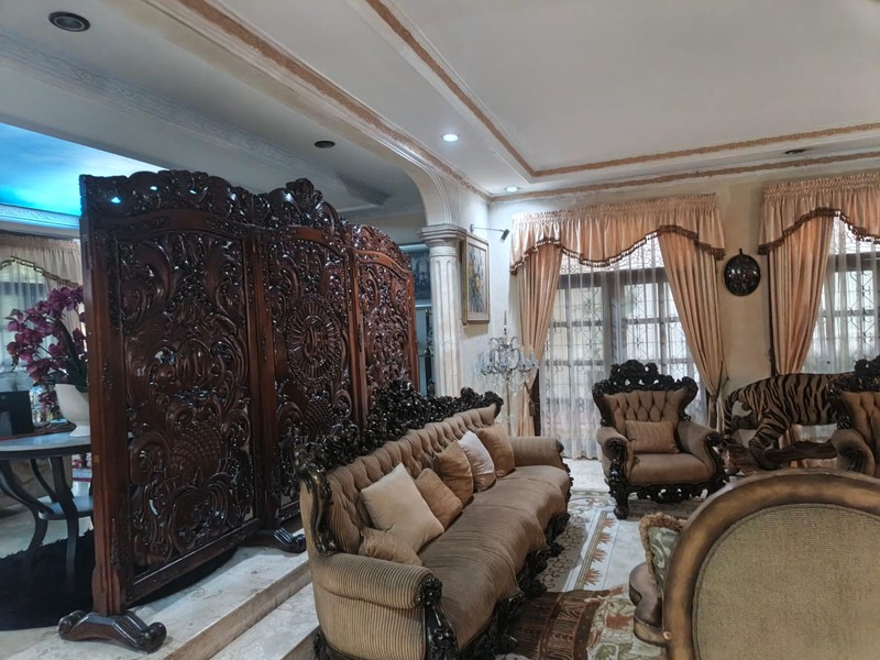 Rumah Hitung Tanah Area Cipete