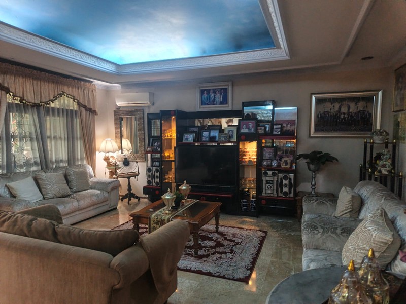 Rumah Hitung Tanah Area Cipete