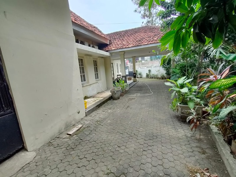 Rumah di Jl Proklamasi 