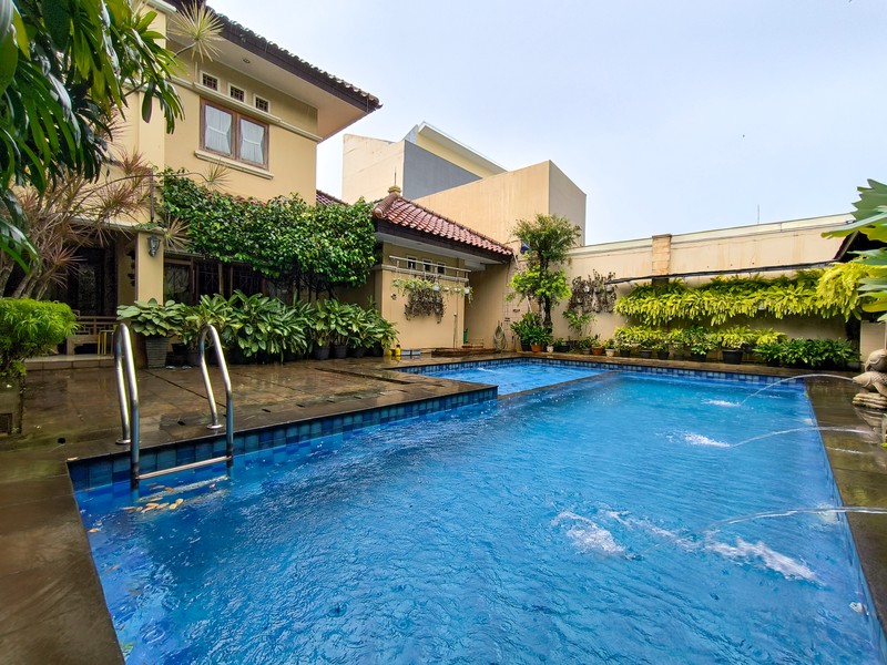 RUMAH MEWAH EKSKLUSIF DI GIRI LOKA BSD CITY