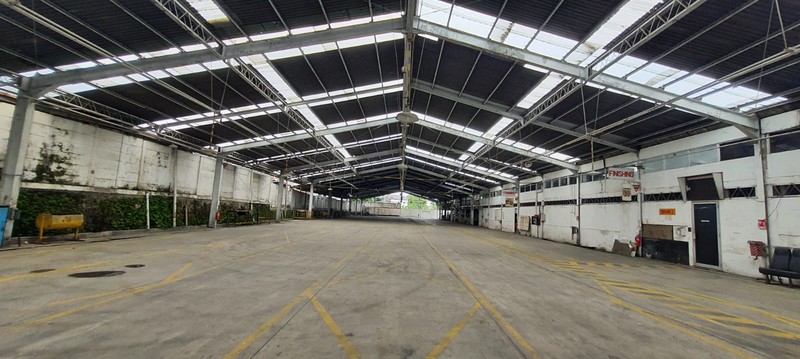 Workshop luas 3.3 Hektar di Jl. Raya Citereup Gunung Putri Bogor