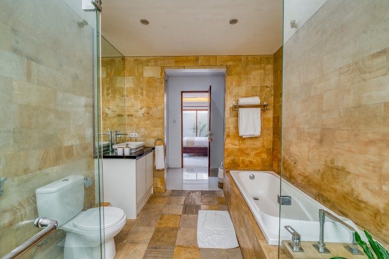 Yearly Rental - Modern 4-Bedroom Villa Next to Montessori School, Canggu, Bali