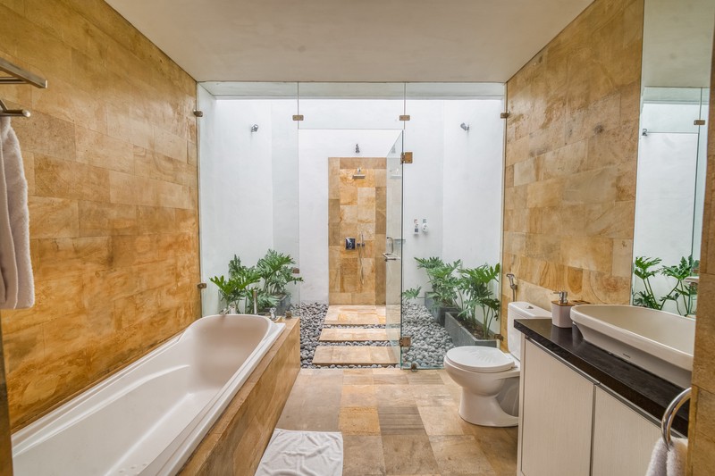 Yearly Rental - Modern 4-Bedroom Villa Next to Montessori School, Canggu, Bali