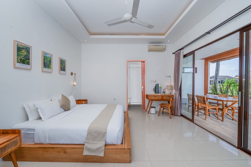 Yearly Rental - Modern 4-Bedroom Villa Next to Montessori School, Canggu, Bali