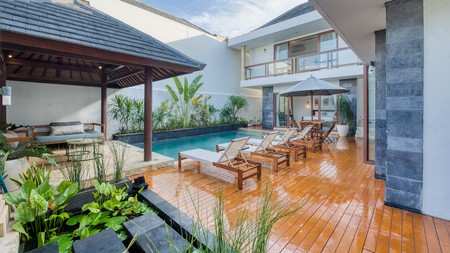 Yearly Rental - Modern 4-Bedroom Villa Next to Montessori School, Canggu, Bali