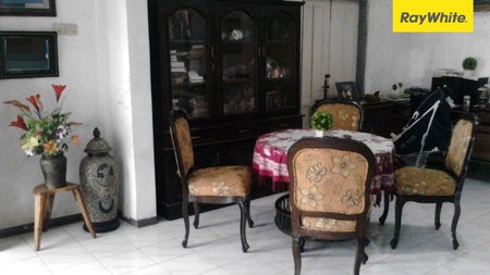 Dijual Rumah Pusat Kota di Jl Karang Menjangan Surabaya
