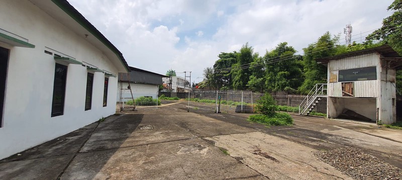 Workshop luas 3.3 Hektar di Jl. Raya Citereup Gunung Putri Bogor