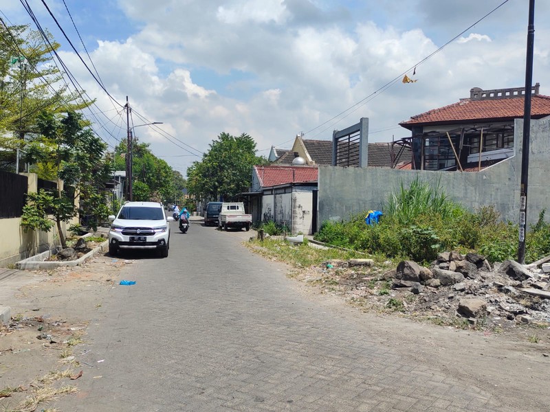 Tanah Kutisari Selatan