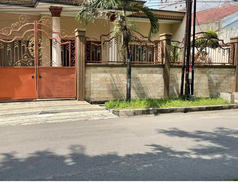 JUAL RUMAH/RUKO RAYA SUKOMANUNGGAL JAYA