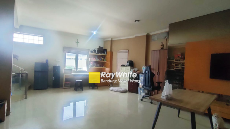 Ruko Untuk Usaha dan Tempat Tinggal Ahmad Yani Bandung