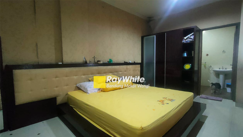 Ruko Untuk Usaha dan Tempat Tinggal Ahmad Yani Bandung