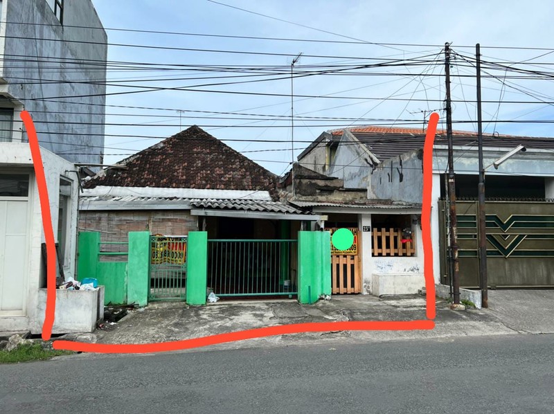 Rumah Nol Jalan di Jl Padmosusastro Darmo Wonokromo Surabaya