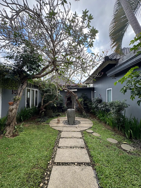 Luxurious Villa Freehold In Heart Canggu Bali