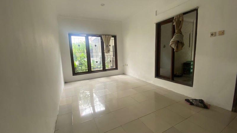 Rumah Cantik Konsep Villa Dekat Wisata Kasongan & Malioboro, Bangunjiwo, Kasihan, Bantul