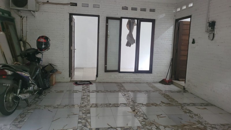 Rumah Cantik Konsep Villa Dekat Wisata Kasongan & Malioboro, Bangunjiwo, Kasihan, Bantul