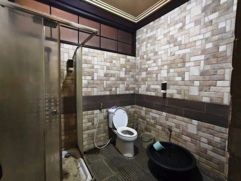  DI JUAL RUMAH 2 LANTAI LOKASI STRATEGIS DI SALENDRO BANDUNG