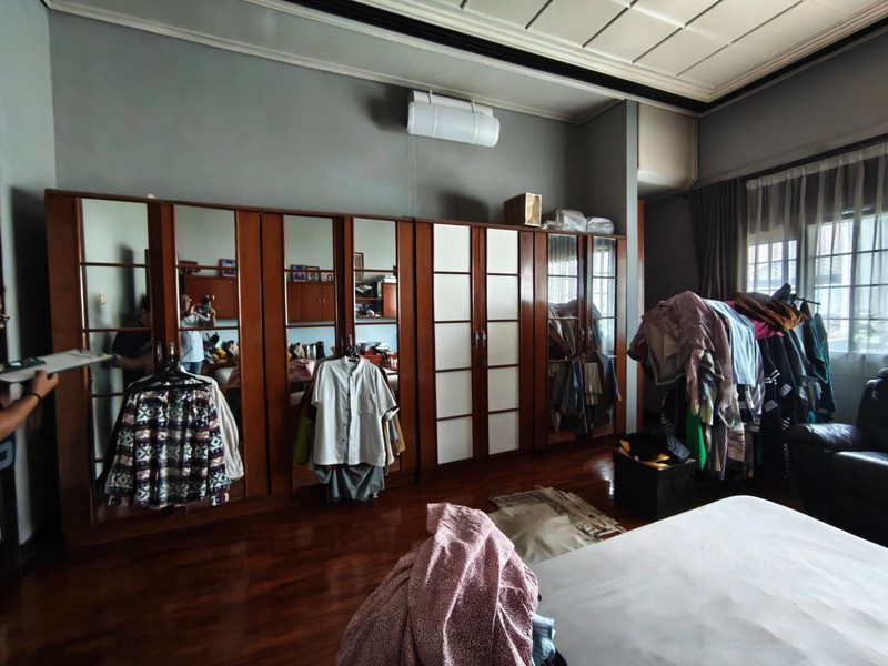  DI JUAL RUMAH 2 LANTAI LOKASI STRATEGIS DI SALENDRO BANDUNG