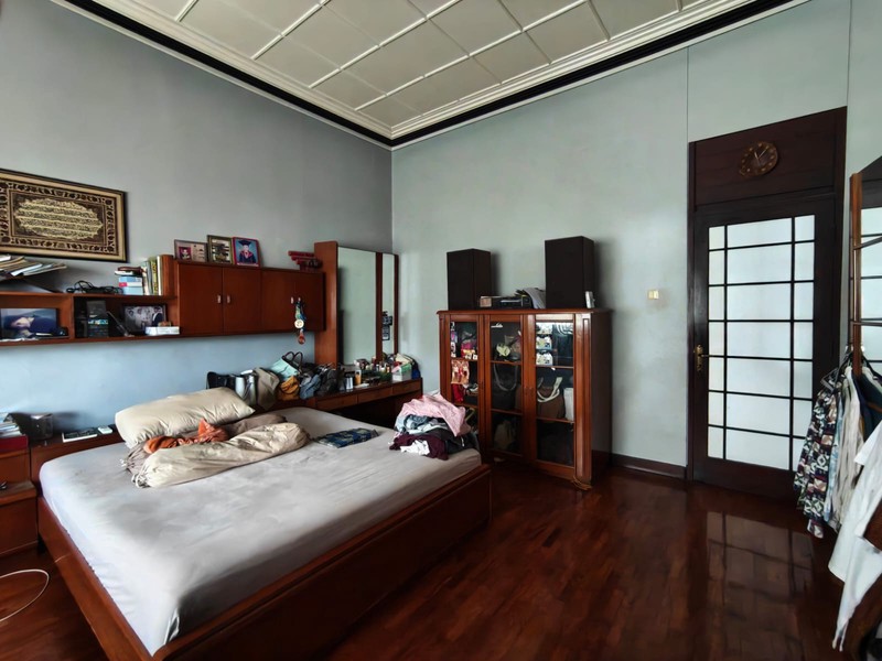  DI JUAL RUMAH 2 LANTAI LOKASI STRATEGIS DI SALENDRO BANDUNG