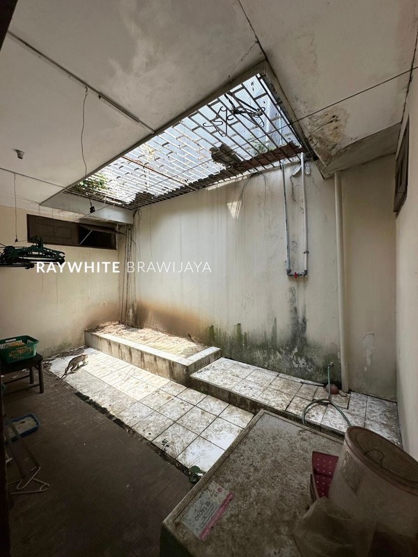 Rumah Lama Harga dibawah NJOP Area Niaga Hijau Pondok Indah