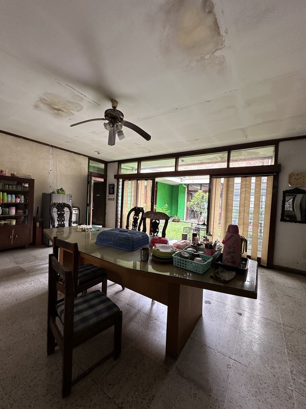 Rumah Lokasi Strategis Di Jl Pendidikan, Cilandak