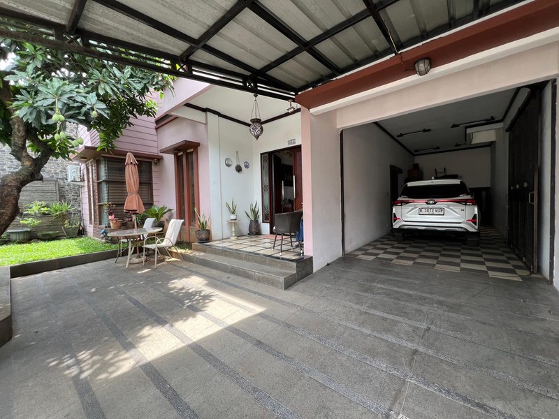 Rumah Bagus Di Jl H Som Pondok Aren Tangerang Selatan