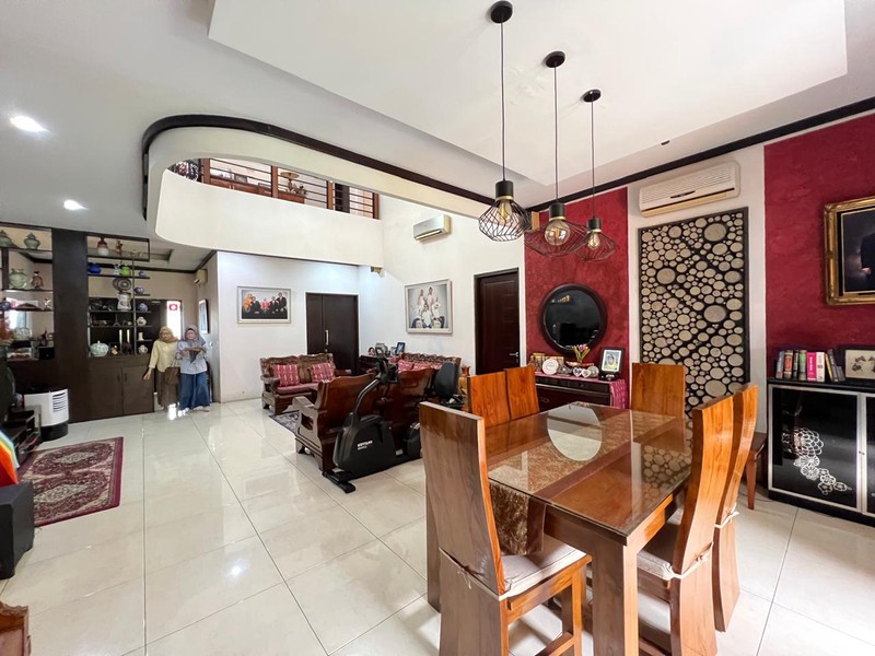 Rumah Bagus Di Jl H Som Pondok Aren Tangerang Selatan