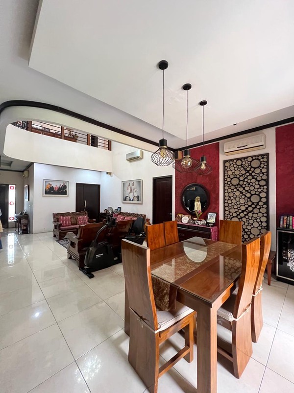 Rumah Bagus Di Jl H Som Pondok Aren Tangerang Selatan